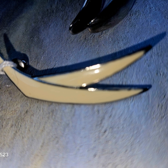 2 pairs Vintage timeless Earrings - Picture 3 of 4